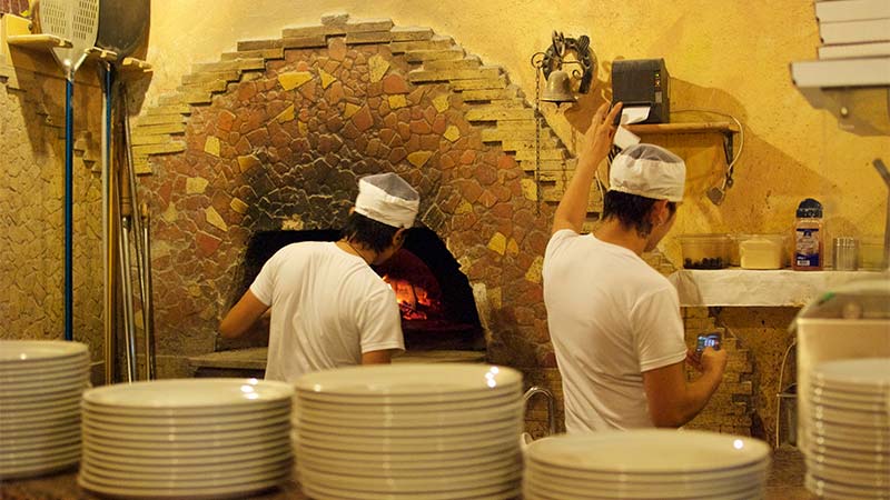 Dar Poeta i Roma