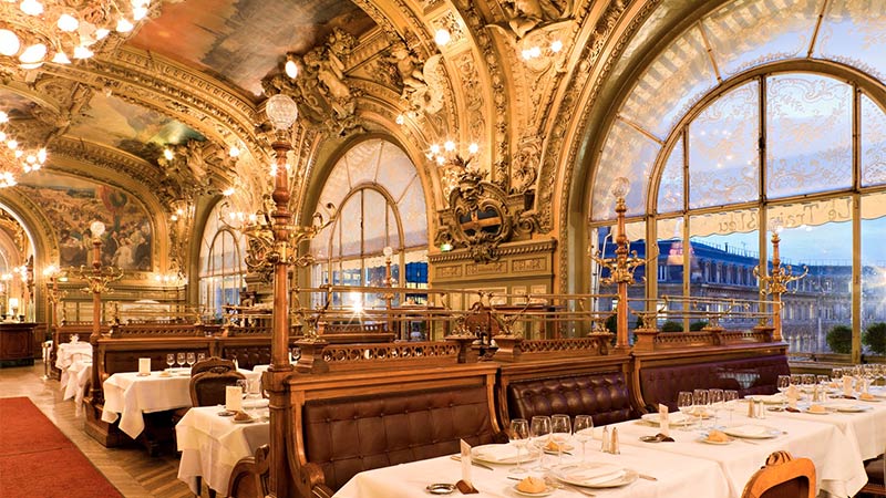 Le train bleu i Paris