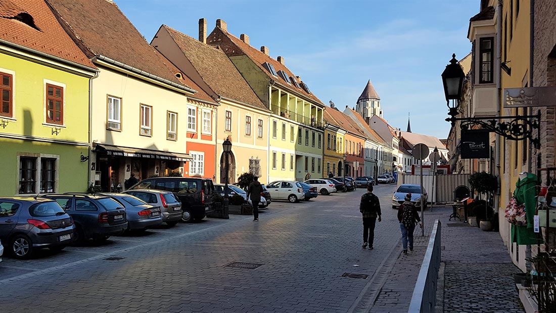 Fortunagata ved Slottshøyden i Budapest