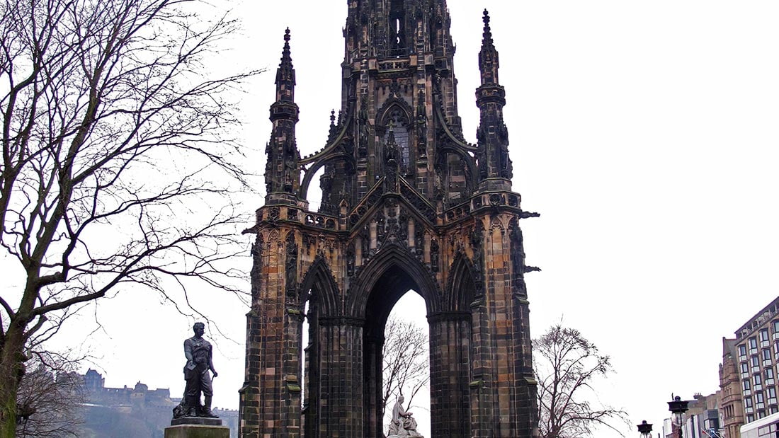 Scott Monument i Edinburgh
