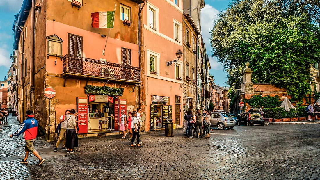 Pizza Trilussa på Piazza Trilussa i Trastevere i Roma