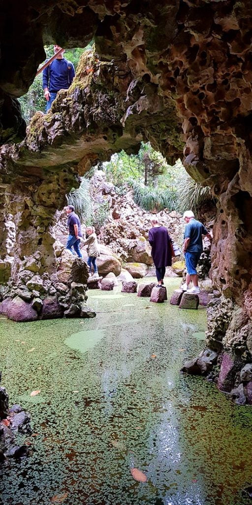 Morsomme steinformasjoner i Quinta da Regaleira
